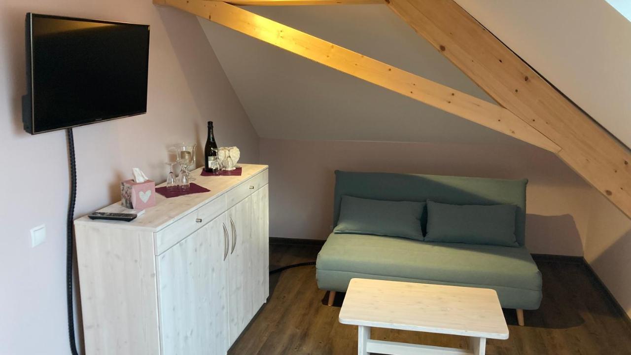 Buergerhausloewen Hotel ฟิลลิปป์บวร์ก ภายนอก รูปภาพ